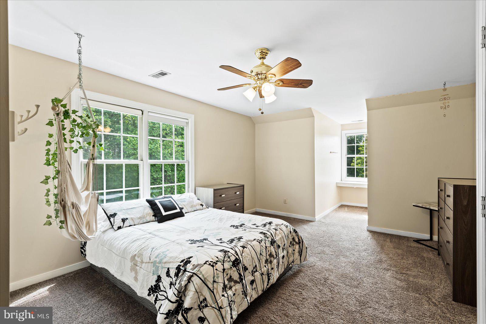 22149 Carters Gate Road Ruther Glen, VA 22546 - Photo 19 of 35 Upstairs bed 3