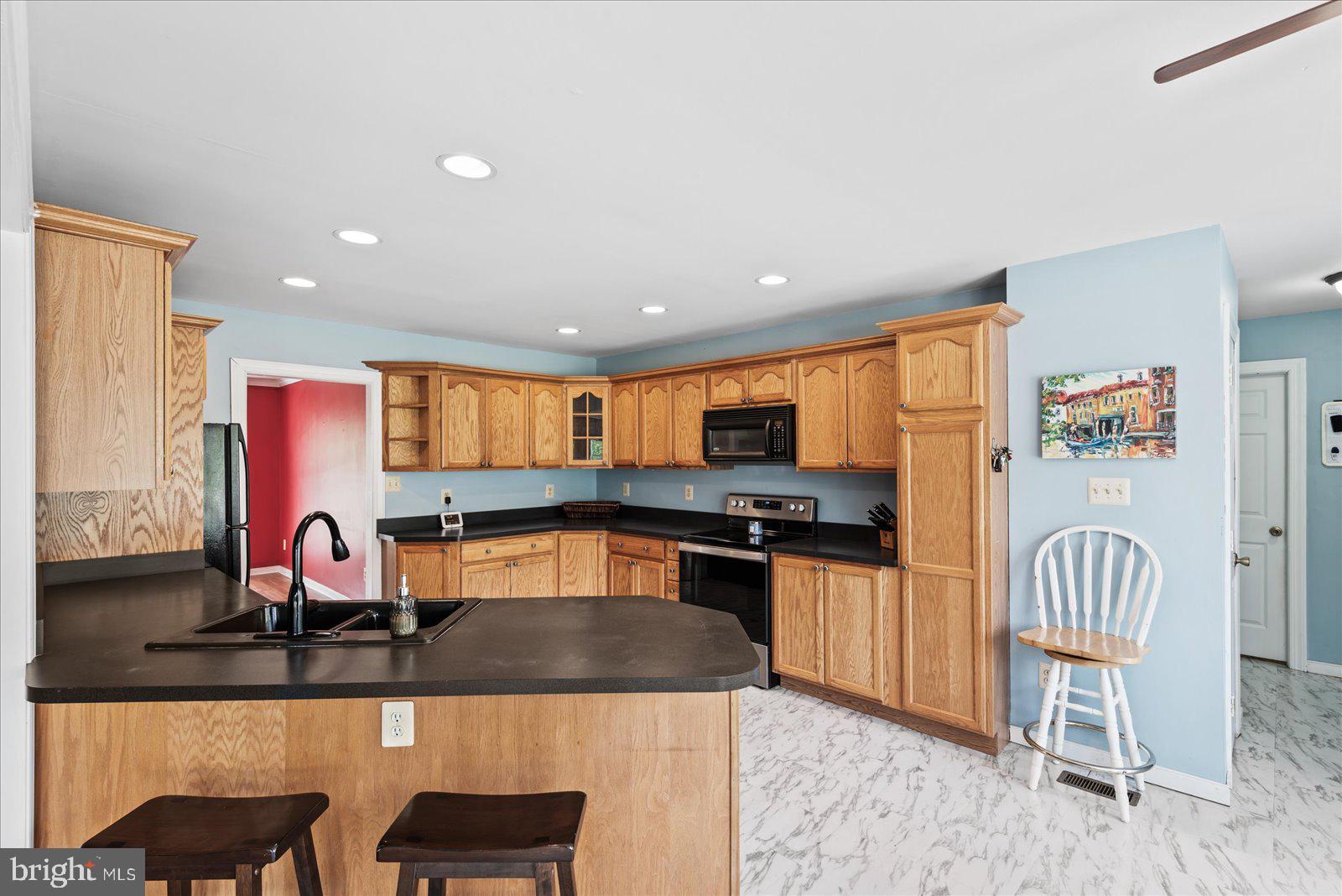 22149 Carters Gate Road Ruther Glen, VA 22546 - Photo 7 of 35 Kitchen