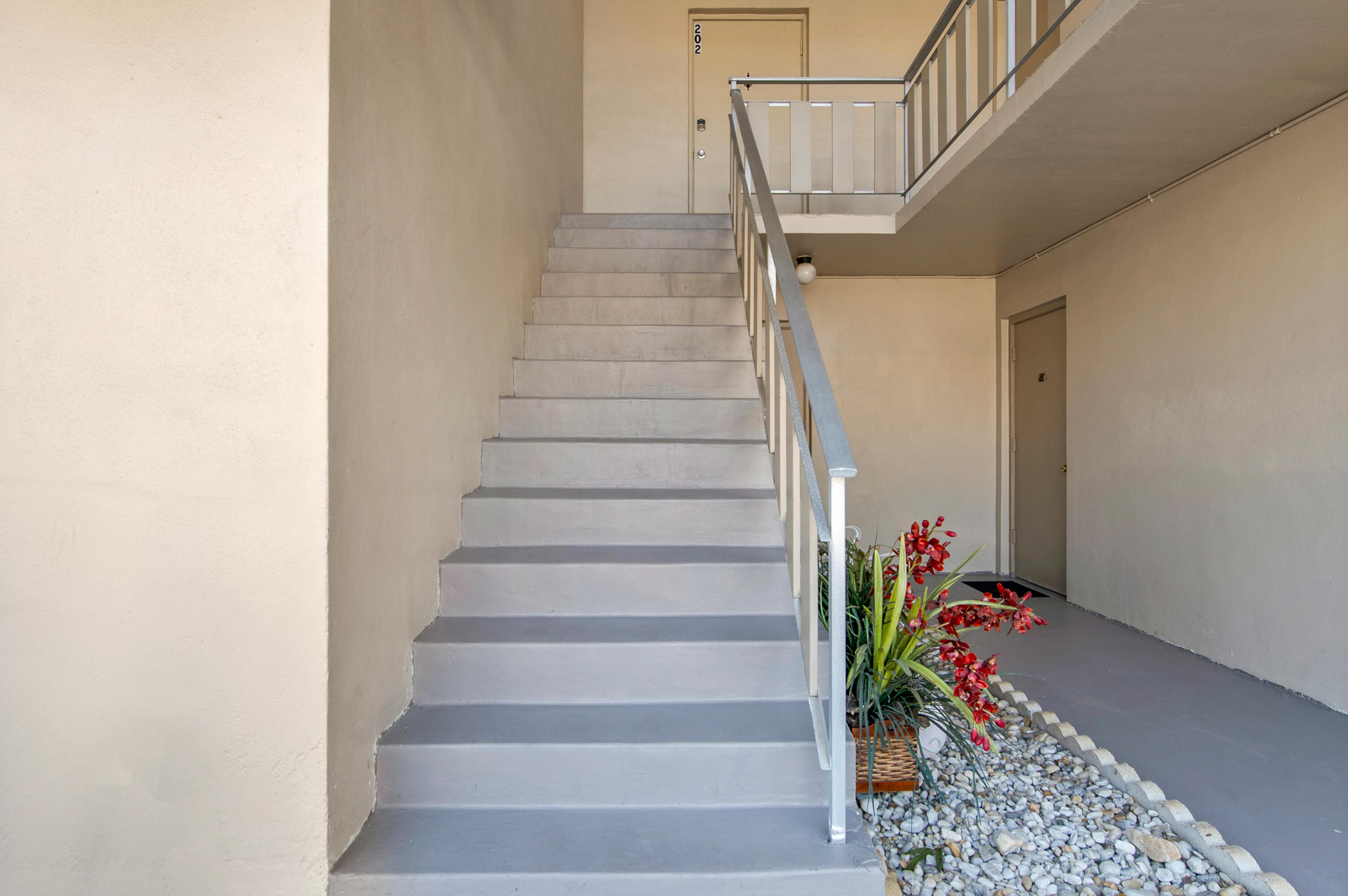 312 Northeast 17th Avenue, Unit 202 Boynton Beach, FL 33435 - Photo 43 of 44 a view of entryway