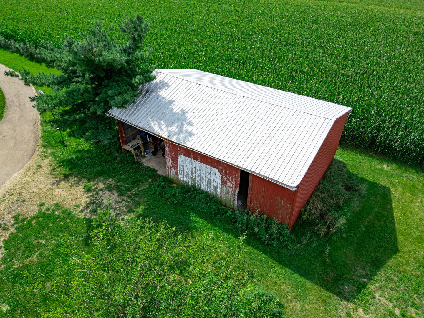 16181 Sand Road Fulton, IL 61252 - Photo 50 of 57 a view of a backyard with a house