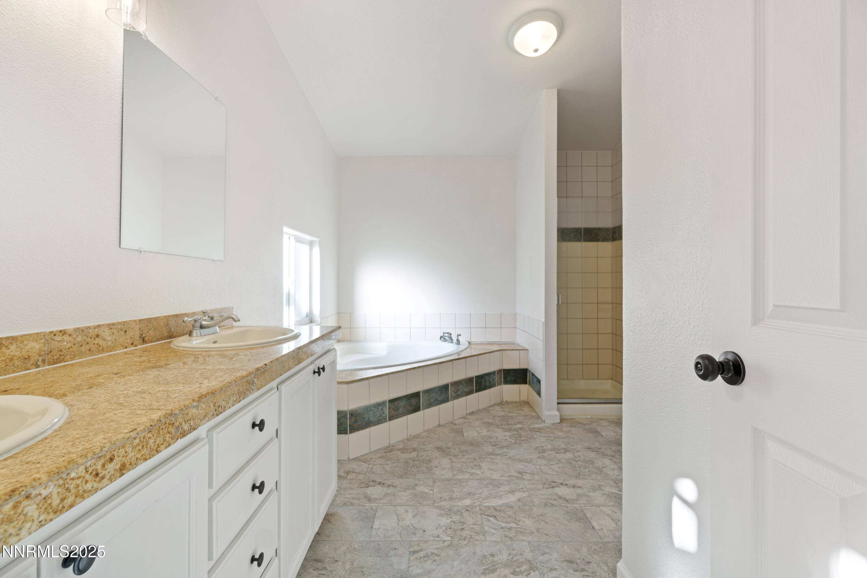 387 Rue De La Rouge Sparks, NV 89434 - Photo 25 of 29 DSC05884