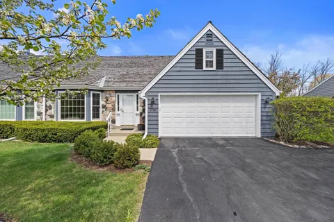 $569,900 | 1720 West Bradford Drive, Mequon, WI 53092