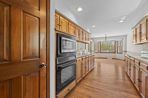 $569,900 | 1720 West Bradford Drive, Mequon, WI 53092