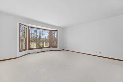 $569,900 | 1720 West Bradford Drive, Mequon, WI 53092