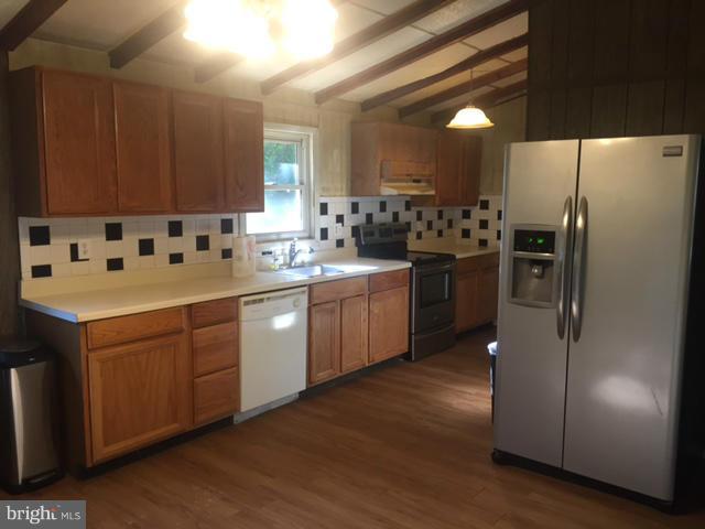11979 Hemlock Road Lusby, MD 20657 - Photo 3 of 14 Kitchen