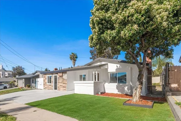 $885,000 | 6128 Newcastle Place, San Diego, CA 92114