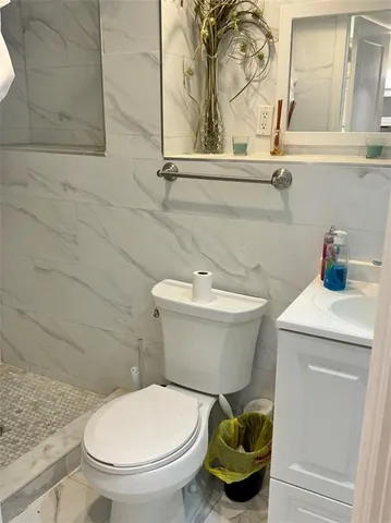 a view of walk in closet