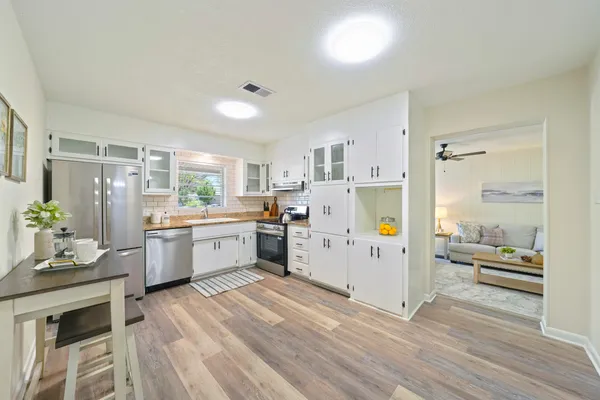 $329,000 | 430 Edge Avenue, Valparaiso, FL 32580