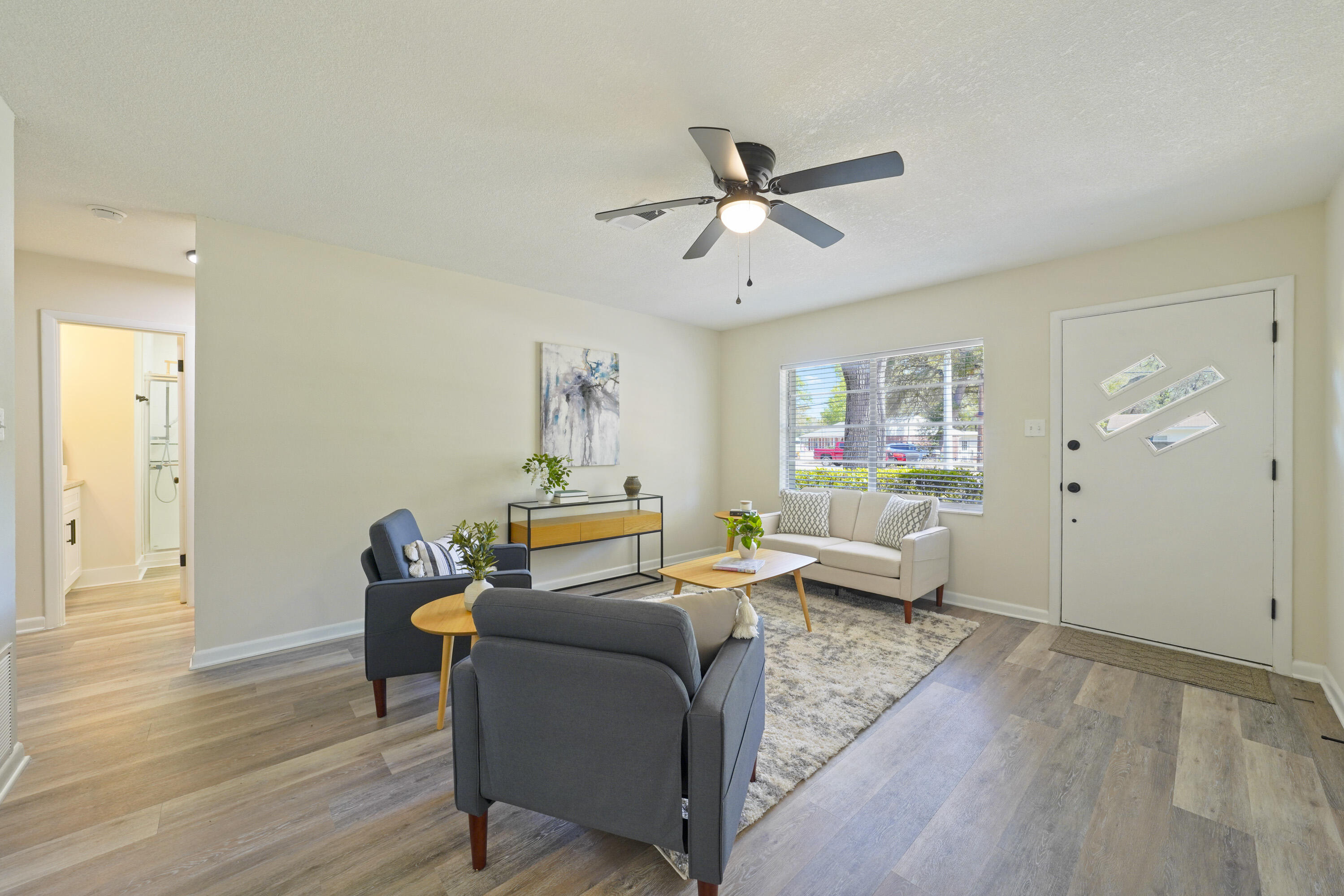 430 Edge Avenue Valparaiso, FL 32580 - Photo 9 of 31 07