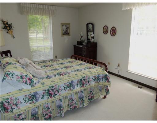 3680 Rocky Point Road Springfield, OH 45502 - Photo 16 of 17 Gallery Image 16