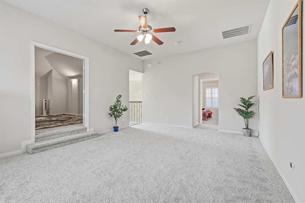 4900 Bonfire Way Little Elm, TX 76227 - Photo 16 of 38