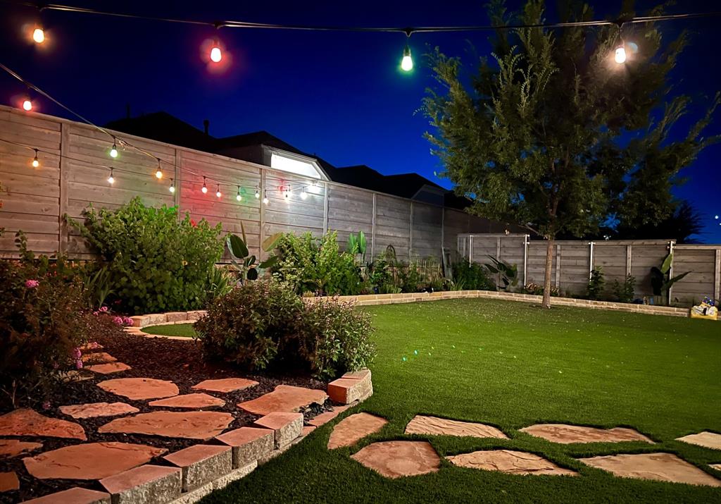 4900 Bonfire Way Little Elm, TX 76227 - Photo 31 of 38