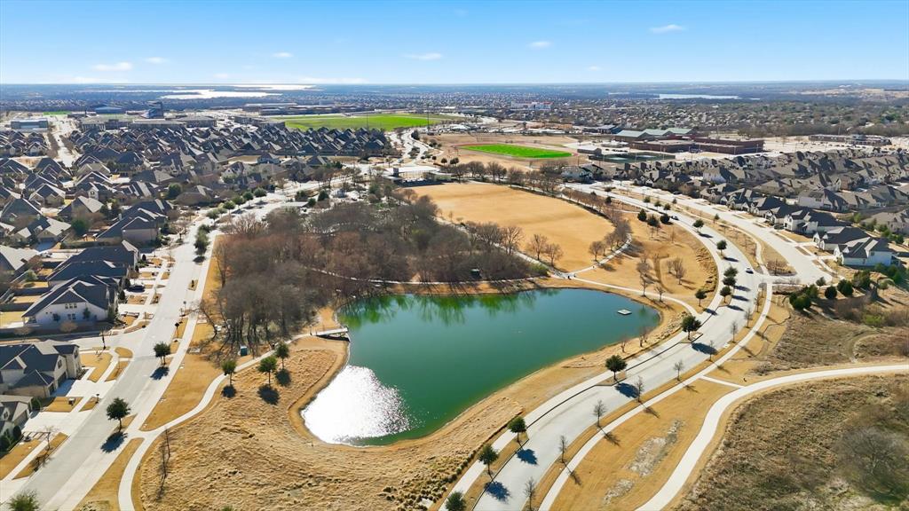 4900 Bonfire Way Little Elm, TX 76227 - Photo 34 of 38