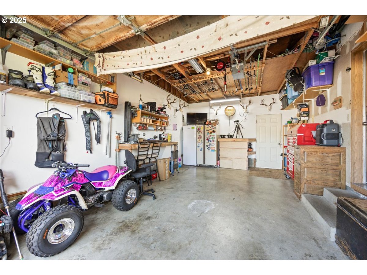 315 Columbia Loop Road Roseburg, OR 97471 - Photo 17 of 23 Gallery Image 17