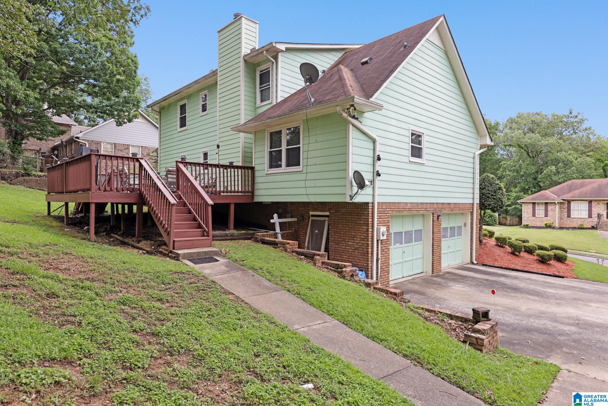 916 Woodbrook Road Birmingham, AL 35215 - Photo 4 of 33