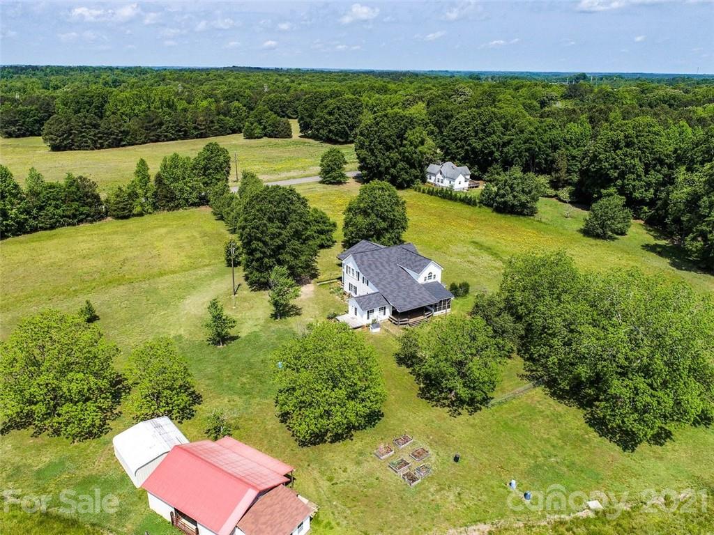 2142 Catawba River Road Fort Lawn, SC 29714 - Photo 8 of 46 Gallery Image 8