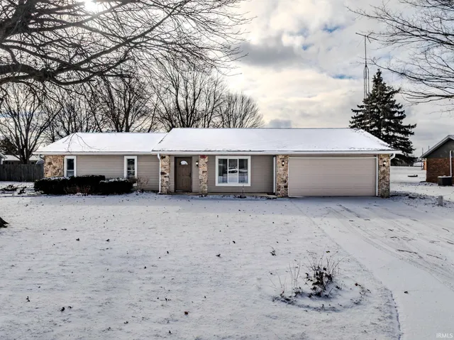 $224,900 | 2117 West Sacramento Drive, Muncie, IN 47303