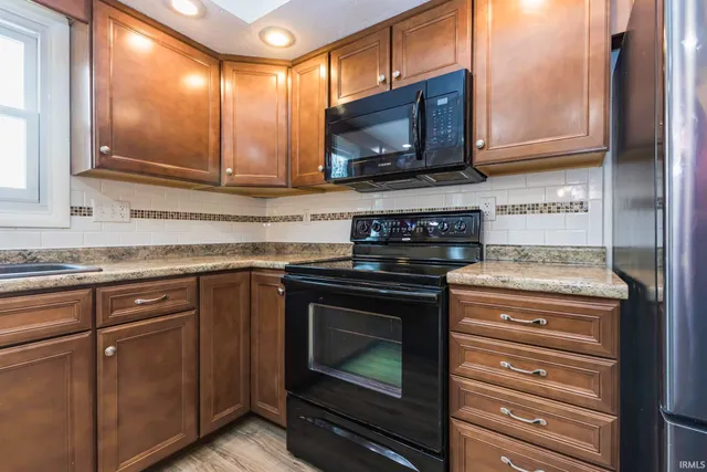 $224,900 | 2117 West Sacramento Drive, Muncie, IN 47303