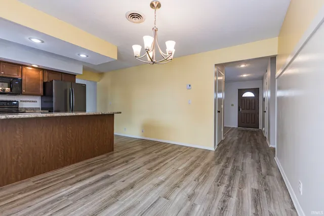 $224,900 | 2117 West Sacramento Drive, Muncie, IN 47303