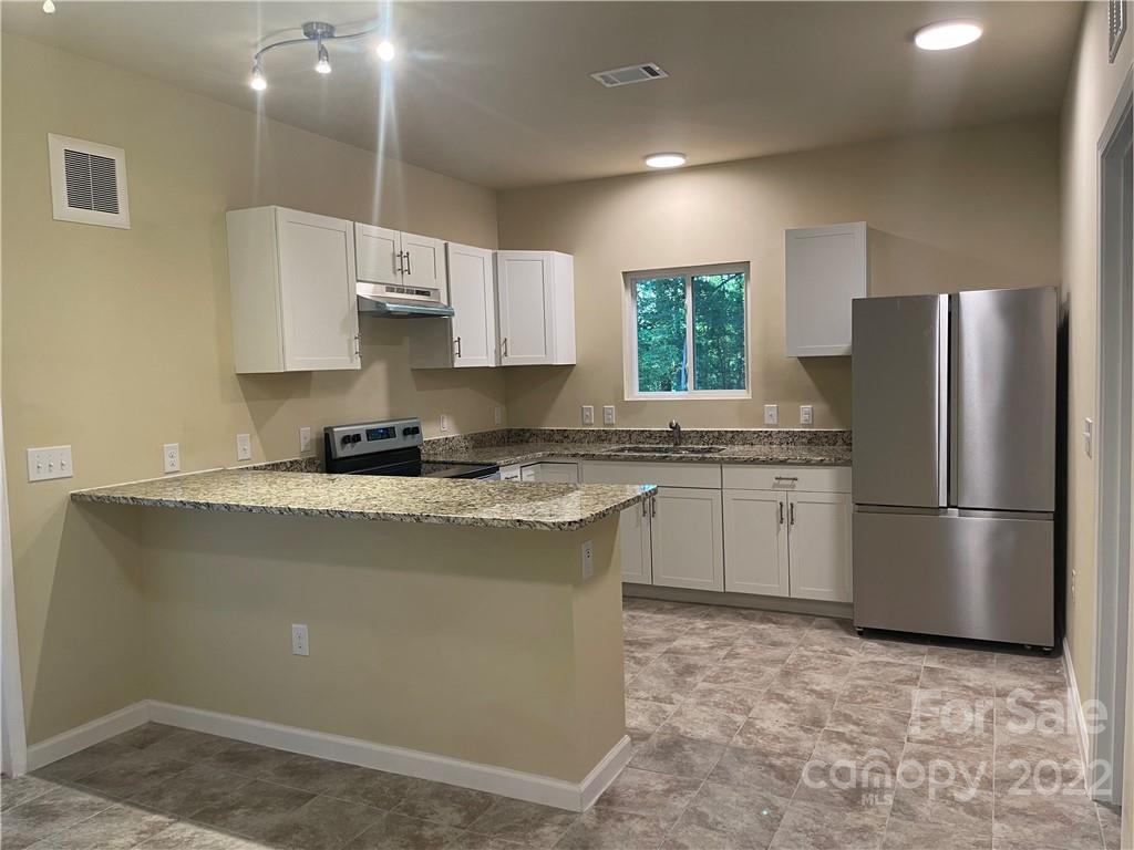 833 Rhyne Road Charlotte, NC 28214 - Photo 2 of 10 Gallery Image 2