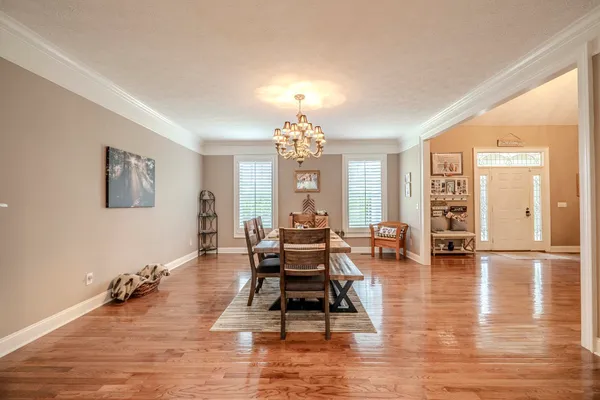 $885,000 | 975 Breckenridge Lane, Savannah, TN 38372