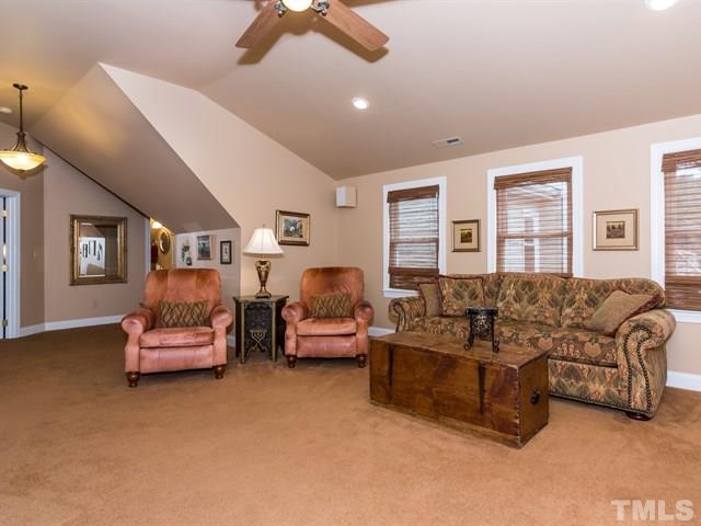 3909 Littlefield Court Raleigh, NC 27606 - Photo 16 of 24 Gallery Image 16