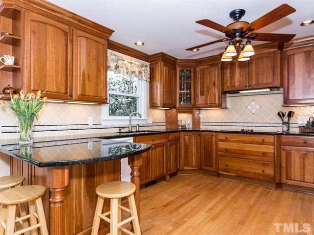 3909 Littlefield Court Raleigh, NC 27606 - Photo 3 of 24 Gallery Image 3