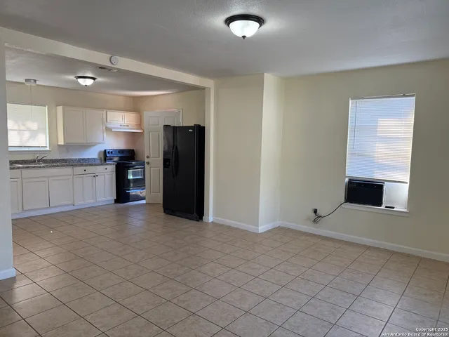 $1,195 | 410 Dorie Street, San Antonio, TX 78220