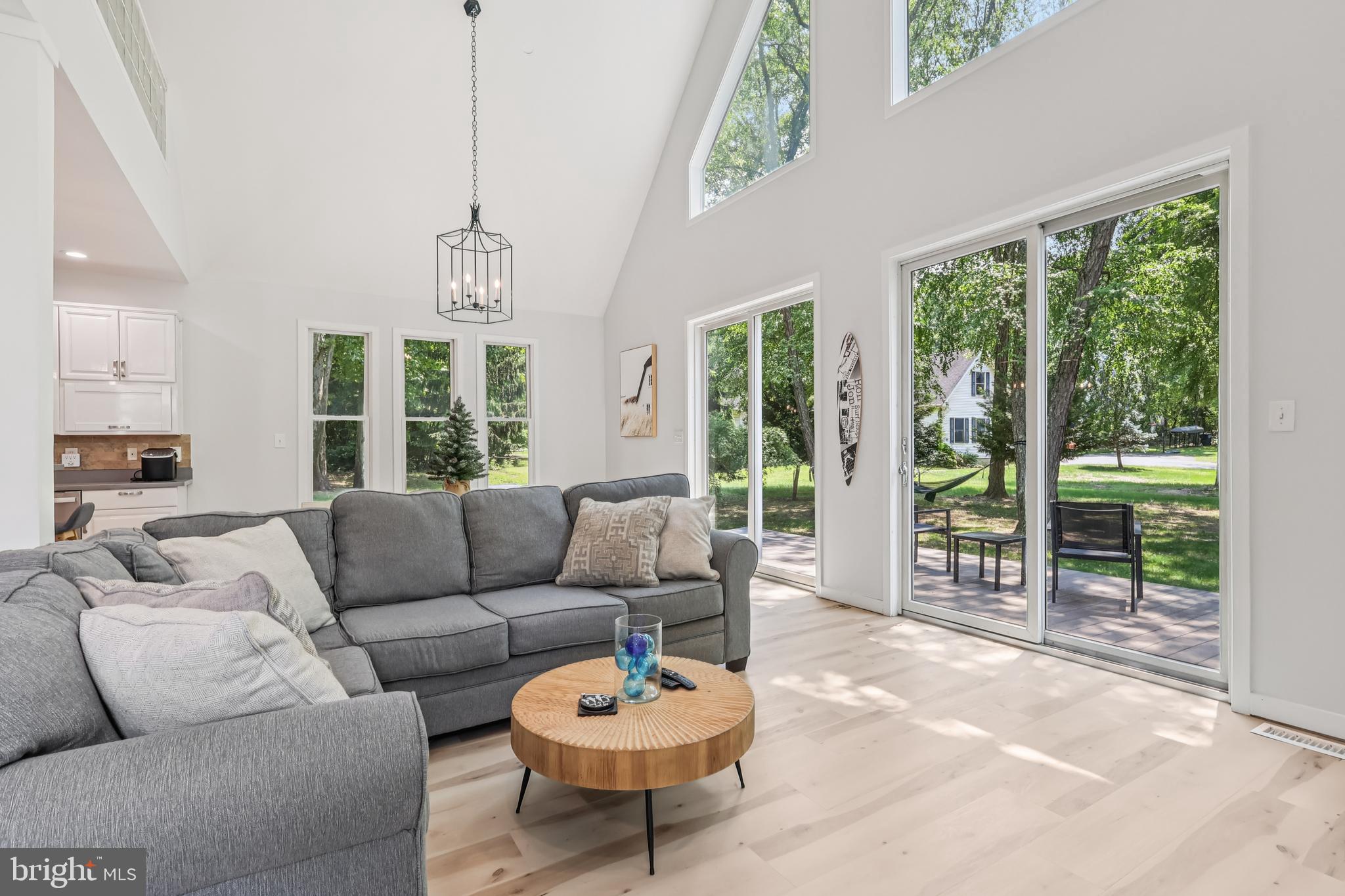 1012 Columbus Road Burlington, NJ 08016 - Photo 4 of 42