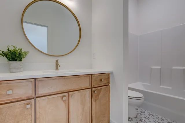 $553,000 | 1226 West Lakeway Court, Andover, KS 67002