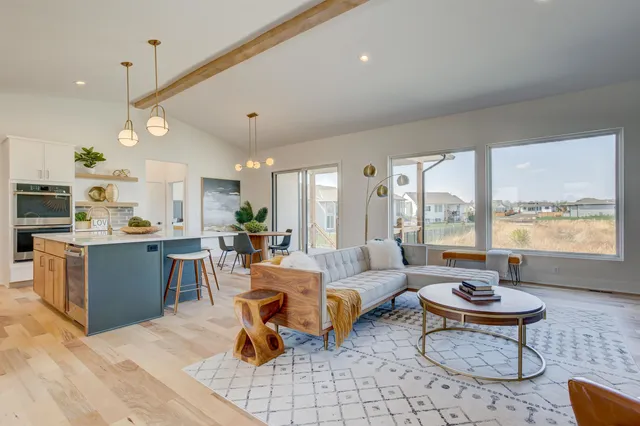 $553,000 | 1226 West Lakeway Court, Andover, KS 67002