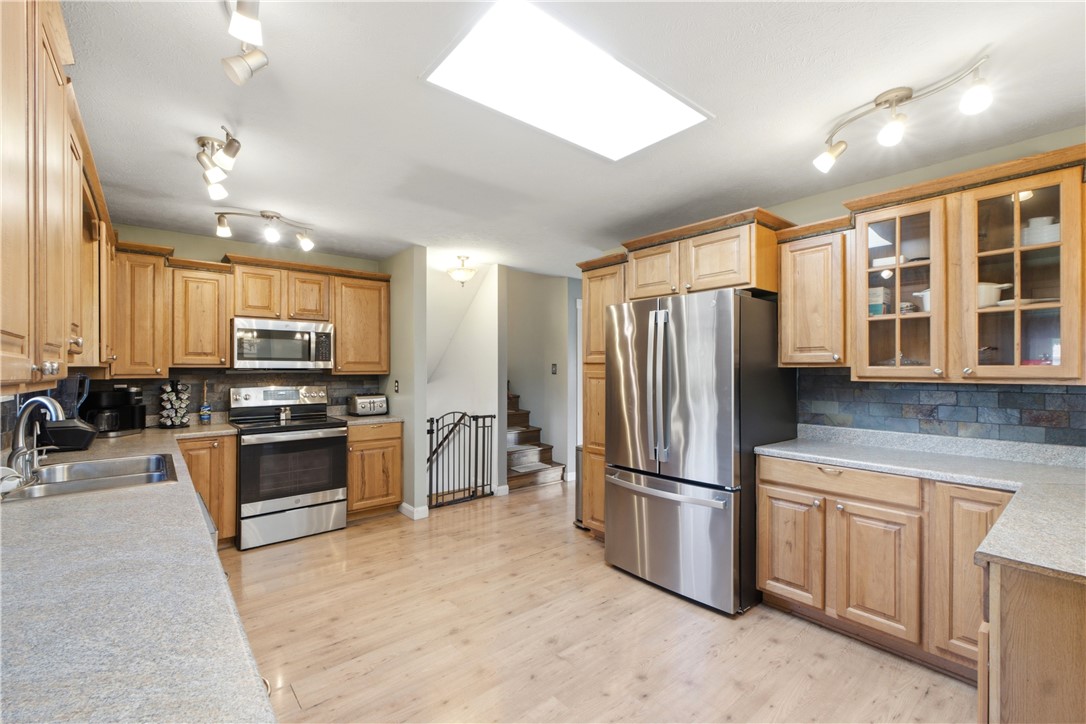 683 Kinsey Road Xenia, OH 45385 - Photo 13 of 49 Gallery Image 13