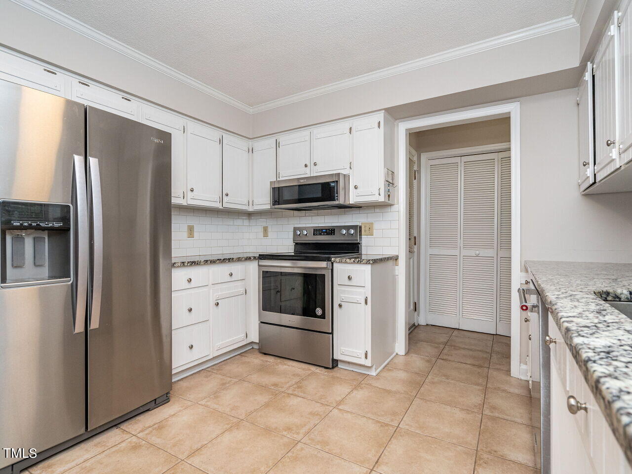 7417 Old Hundred Road Raleigh, NC 27613 - Photo 16 of 31 017-1280x960-kitchen