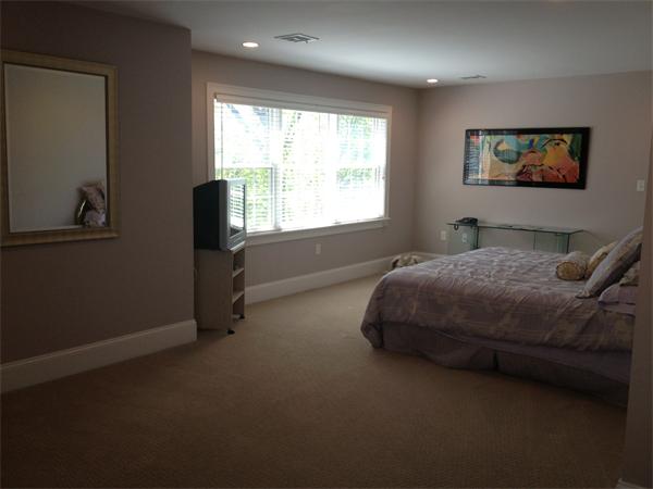 287 Langley Road, Unit 31 Newton, MA 02459 - Photo 9 of 14 Gallery Image 9