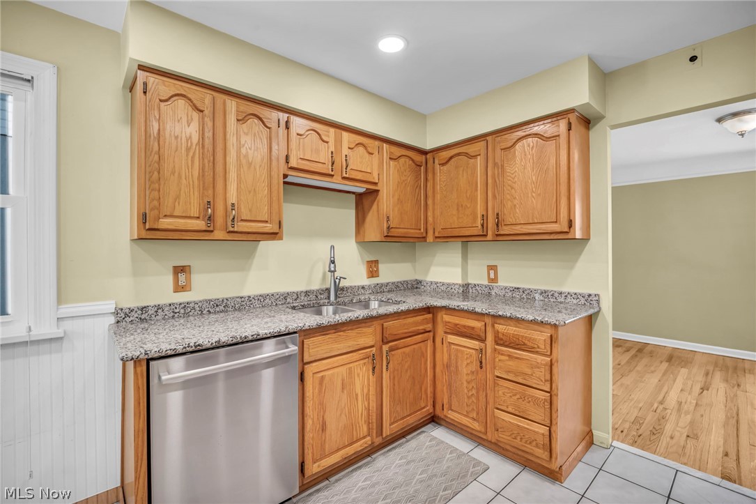 20860 Farnsleigh Road Shaker Heights, OH 44122 - Photo 20 of 46 Gallery Image 20
