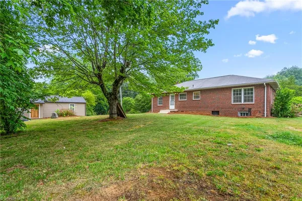 $255,000 | 1448 Briarcliff Drive, Asheboro, NC 27205