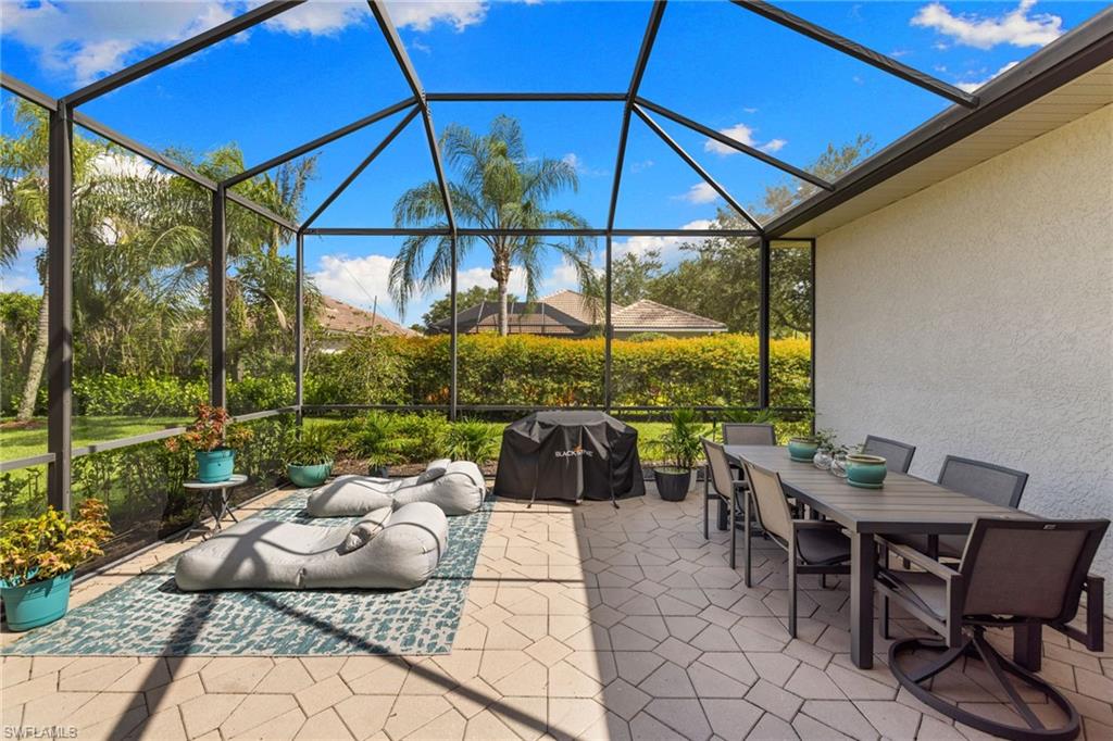 4208 Hampton Lane Naples, FL 34119 - Photo 28 of 48