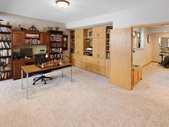 $725,000 | 7945 Ranchview Lane North, Maple Grove, MN 55311