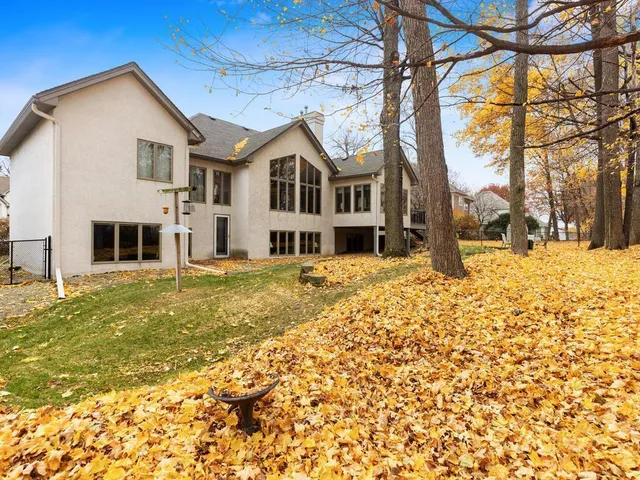 $725,000 | 7945 Ranchview Lane North, Maple Grove, MN 55311