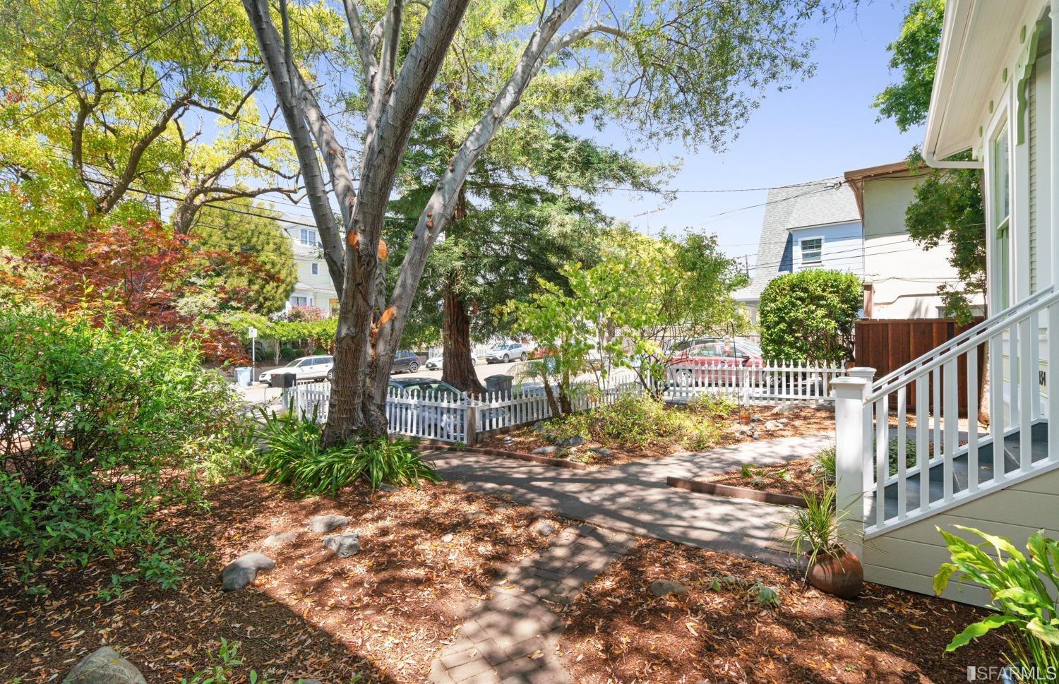 1934 Stuart Street Berkeley, CA 94703 - Photo 3 of 56