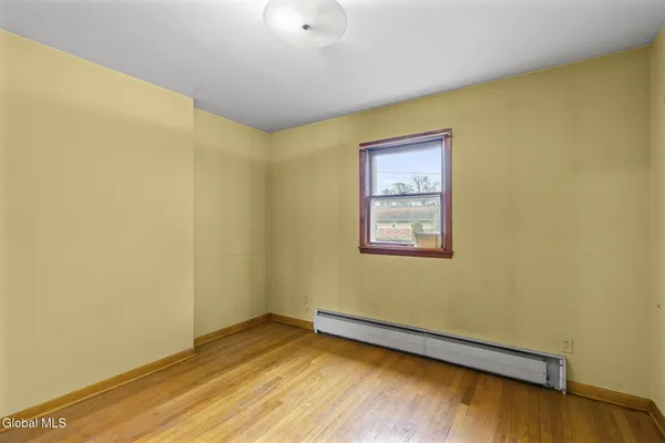 $299,900 | 27 Eva Street, Colonie, NY 12110