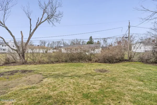 $299,900 | 27 Eva Street, Colonie, NY 12110