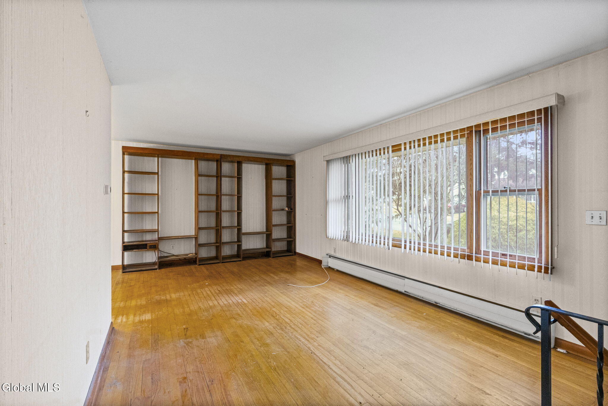 27 Eva Street Colonie, NY 12110 - Photo 8 of 32 5-web-or-mls-27-eva-st