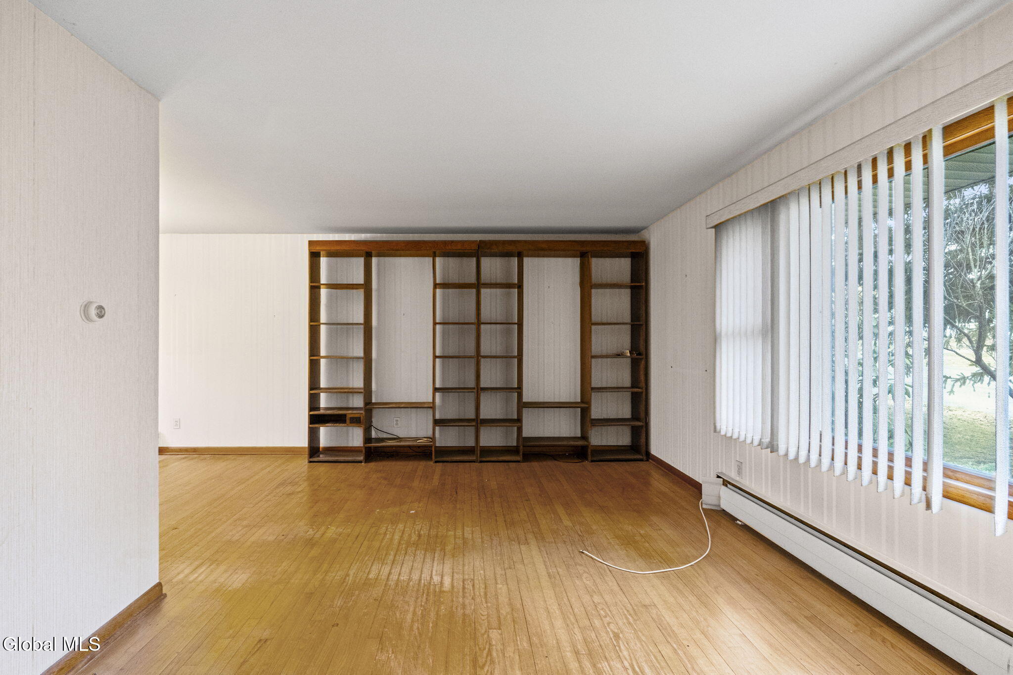 27 Eva Street Colonie, NY 12110 - Photo 9 of 32 23-web-or-mls-27-eva-st