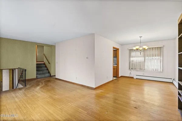 $299,900 | 27 Eva Street, Colonie, NY 12110