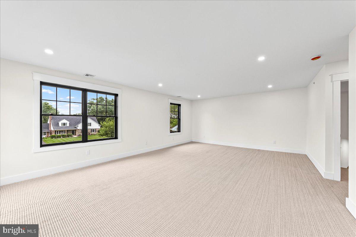 1008 Richmond Road Broomall, PA 19008 - Photo 39 of 57