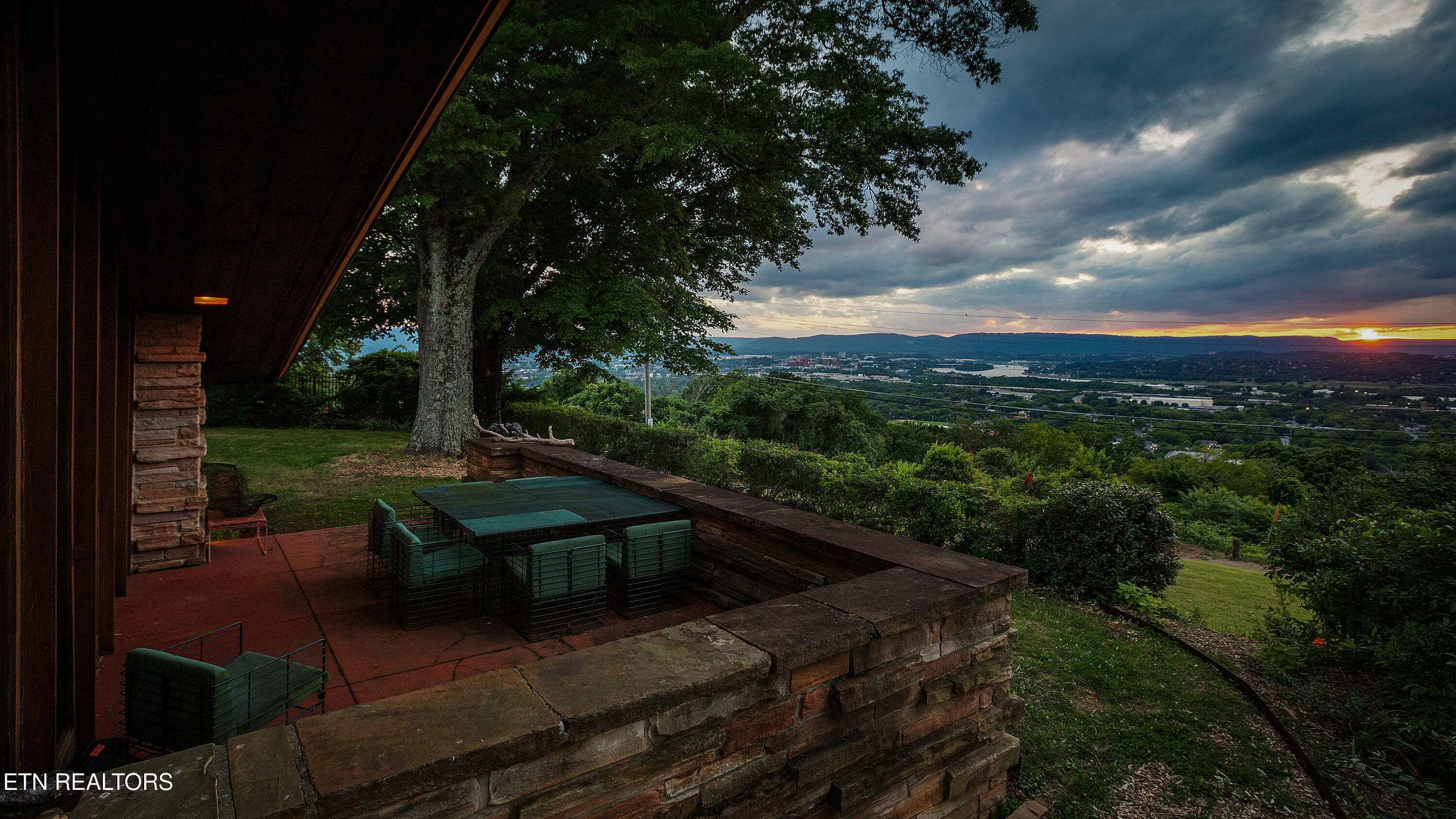 334 North Crest Road Chattanooga, TN 37404 - Photo 41 of 53 IMG_9089