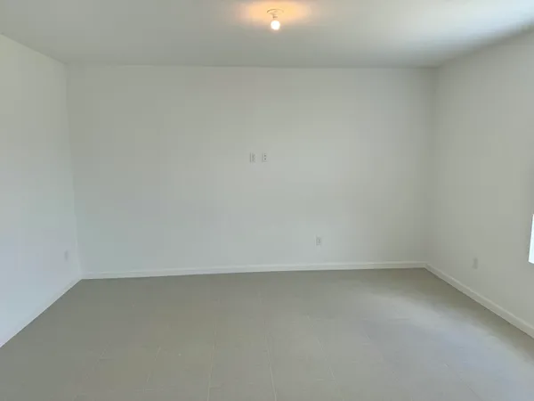 $3,000 | 10856 Northwest Everbreeze Drive, Port St. Lucie, FL 34987