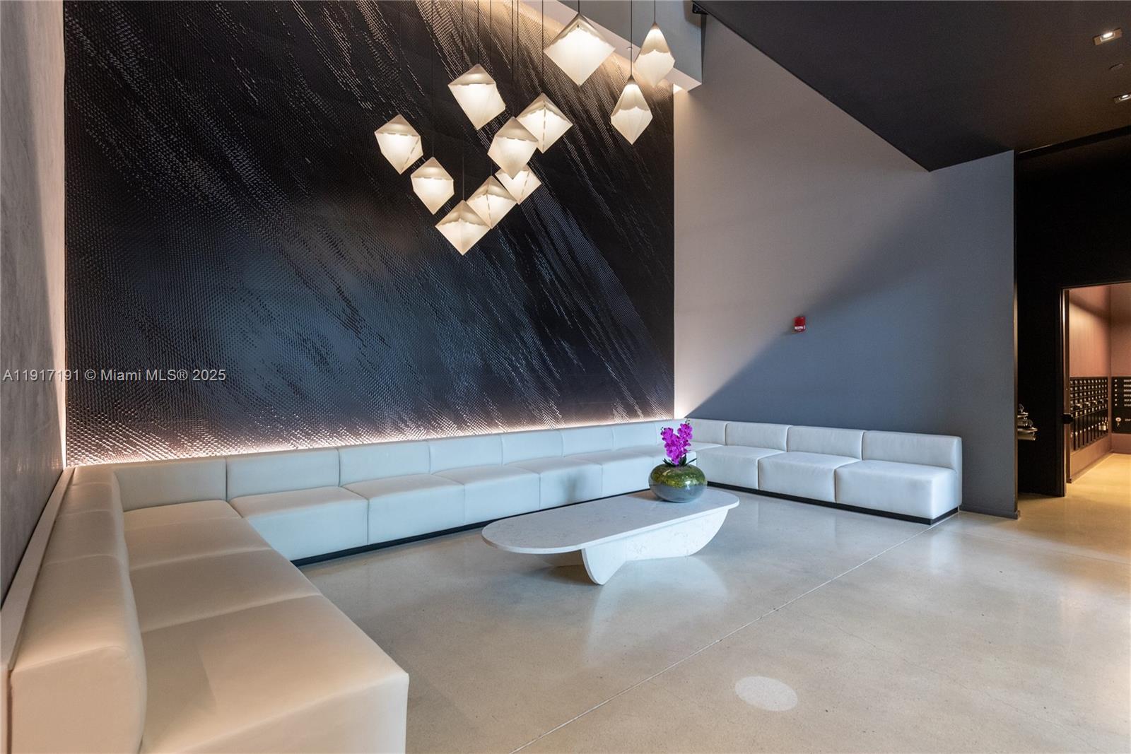 151 Southeast 1st Street, Unit 1709 Miami, FL 33131 - Photo 18 of 19