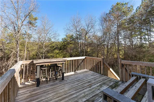 $325,000 | 16 Wesley Mill Drive, Adairsville, GA 30103